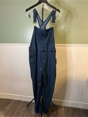 Masseys Women's Dark Blue Soft Denim Overalls with Cross-Back Straps. Size XL